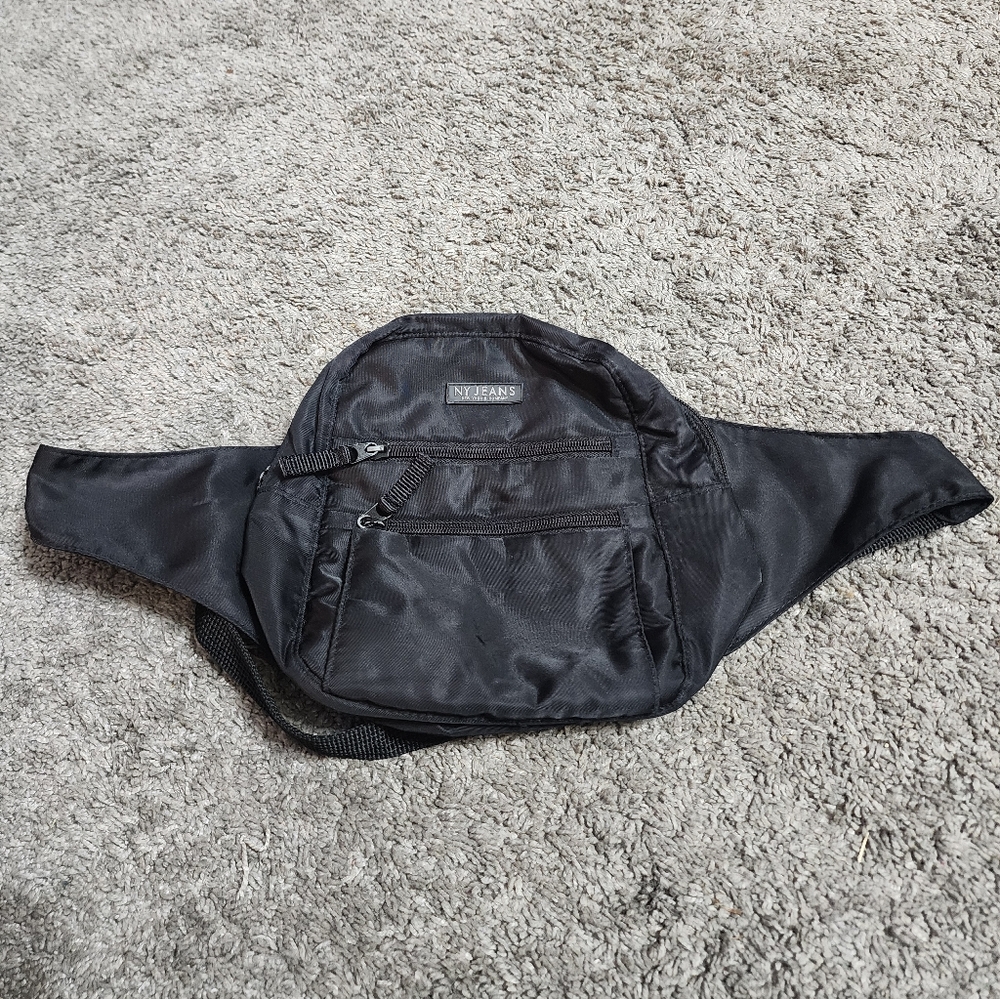 New York And Company Black Nylon Fanny Pack Waist Bag